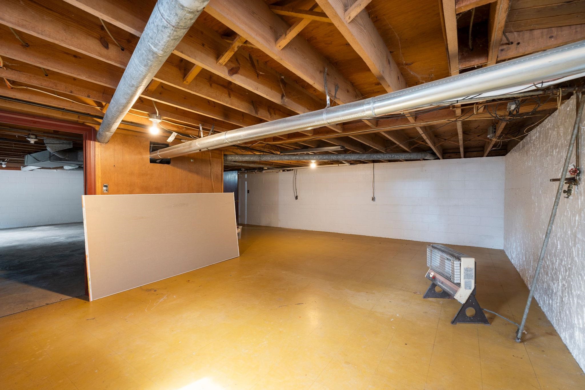104 GREENWOOD RD