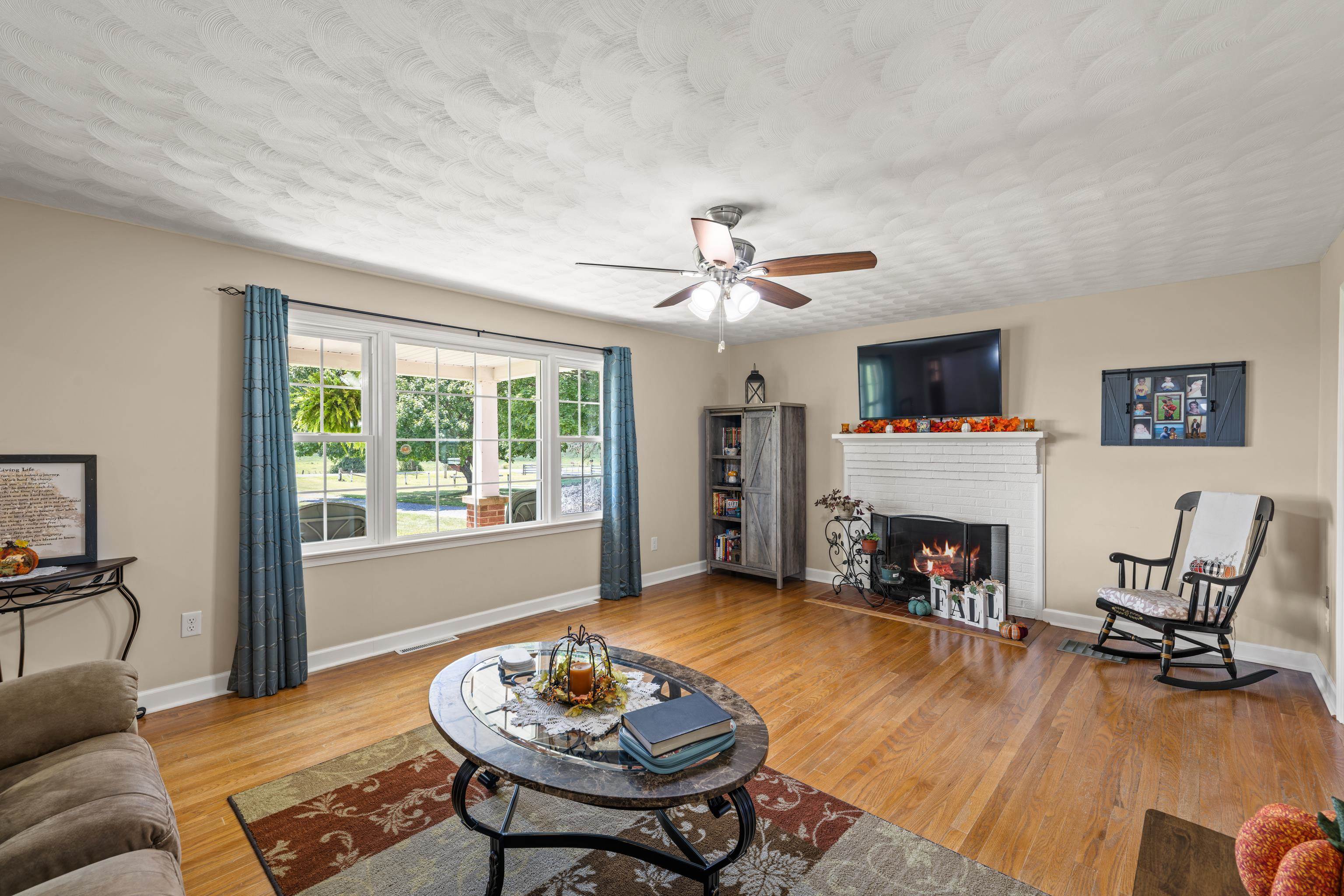 1259 HOWARDSVILLE RD