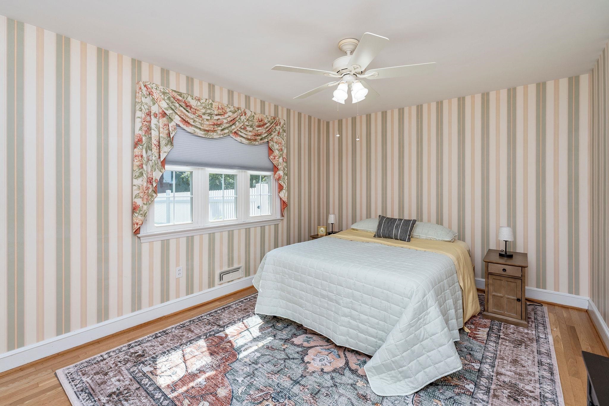 105 WOODLAND DR