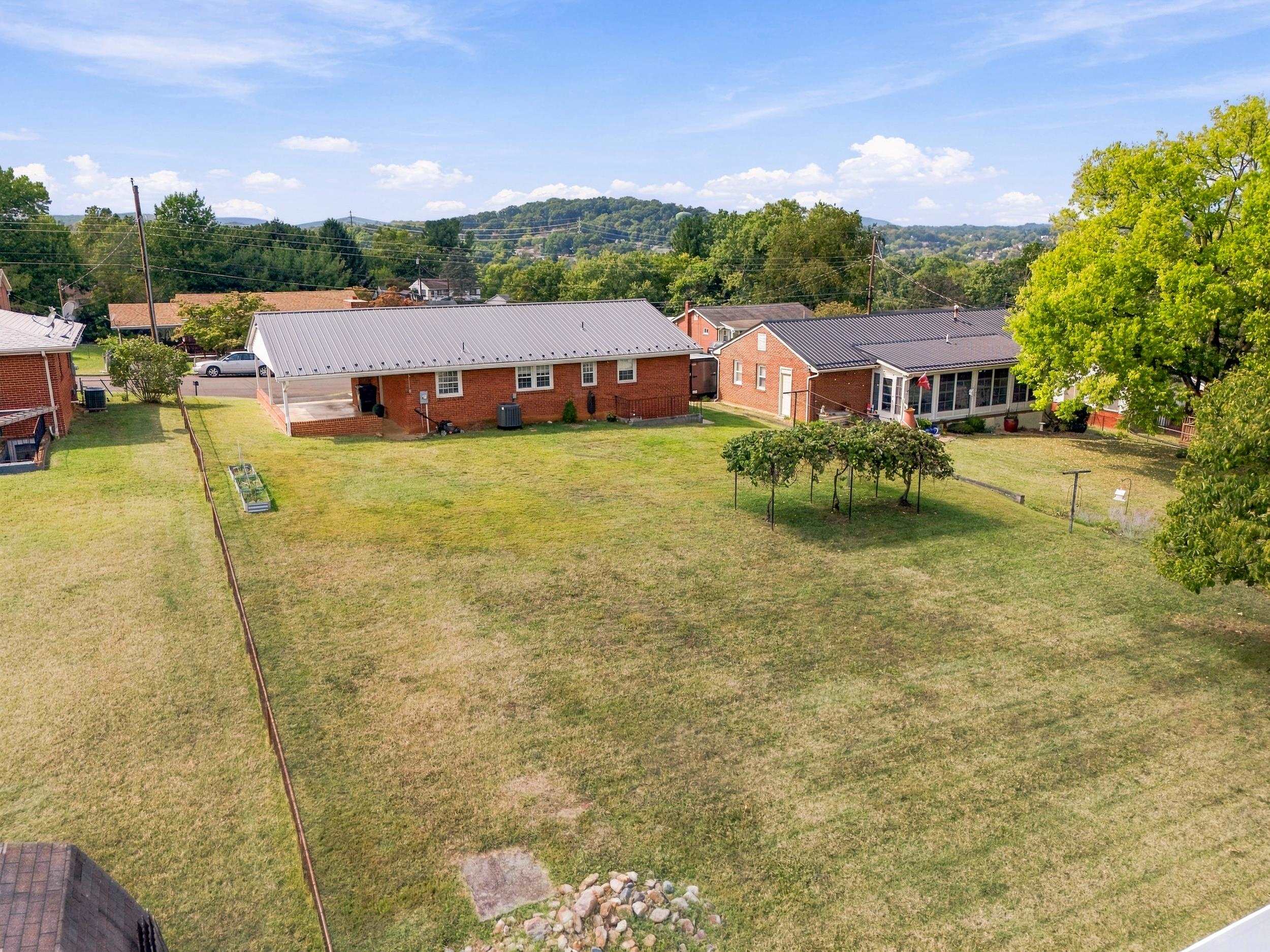 293 GRANDON RD