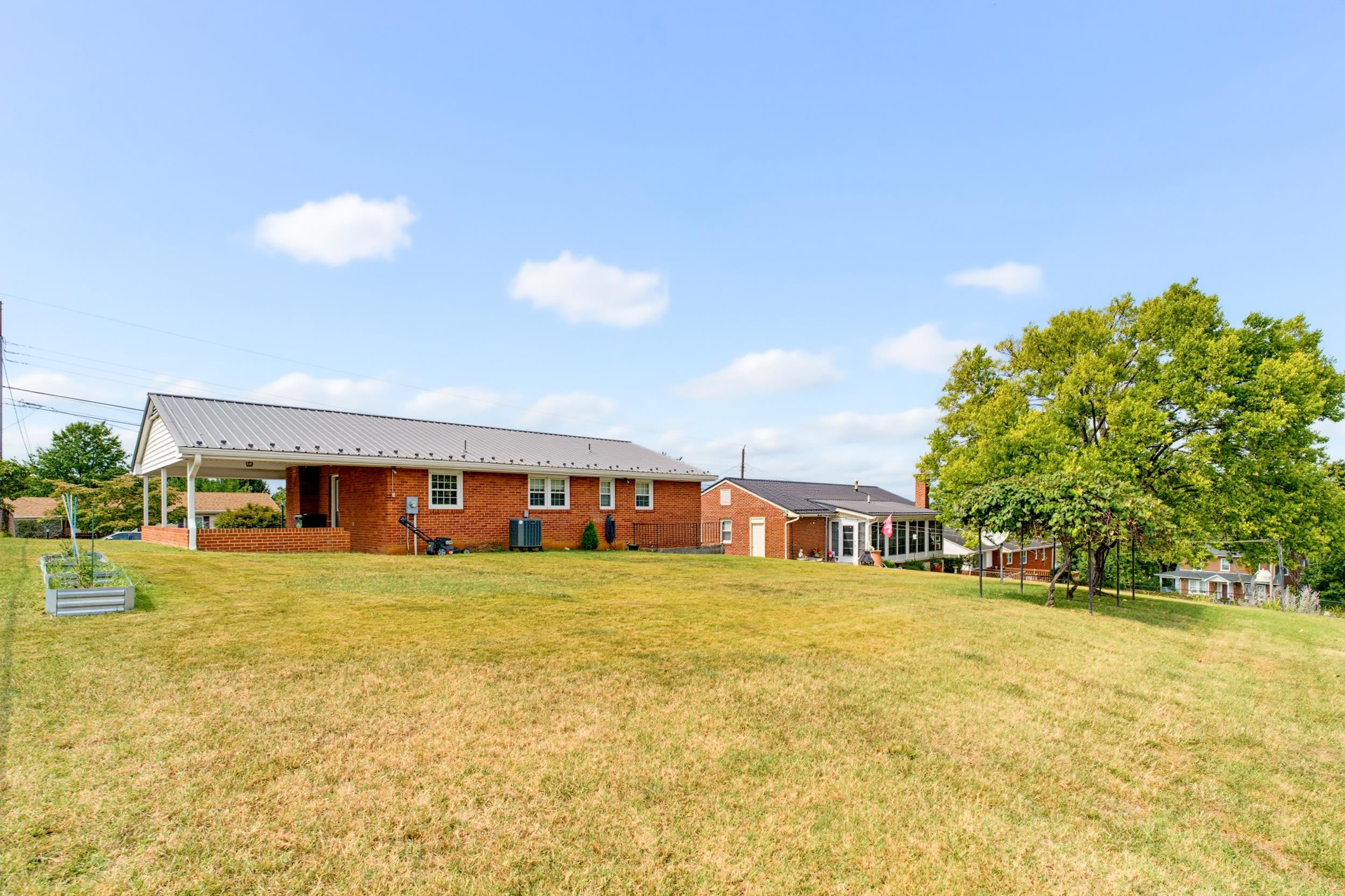 293 GRANDON RD