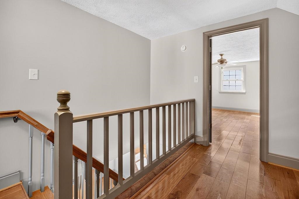 1516 LYNDHURST RD