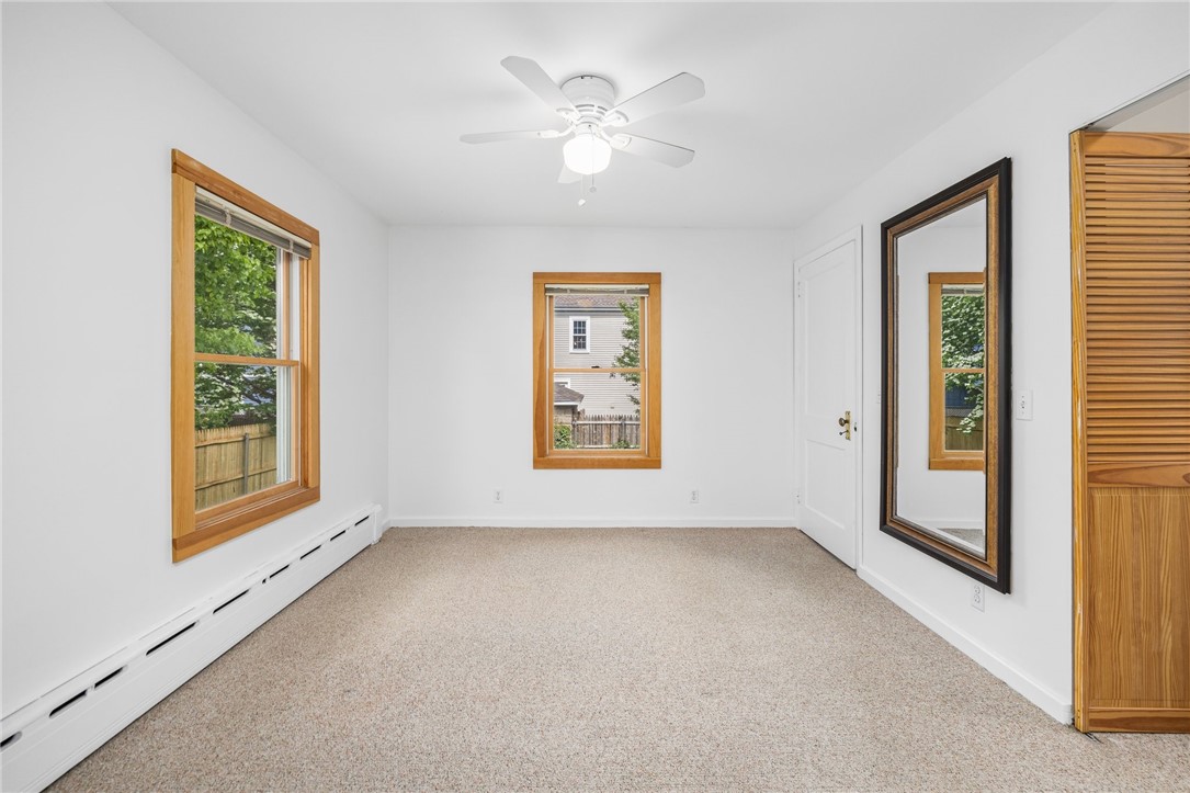 10 Curry Avenue