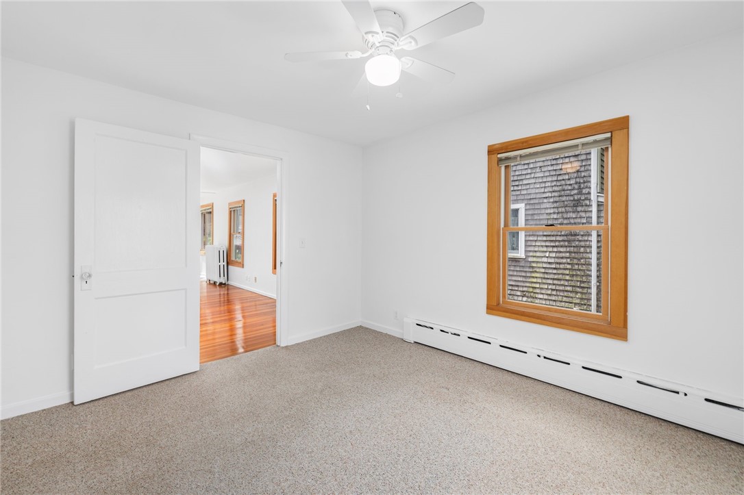 10 Curry Avenue
