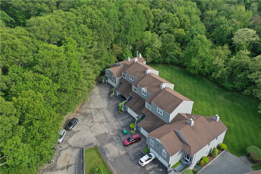 5390 Post Road 9