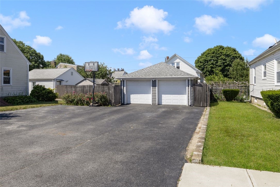 105 Overland Avenue