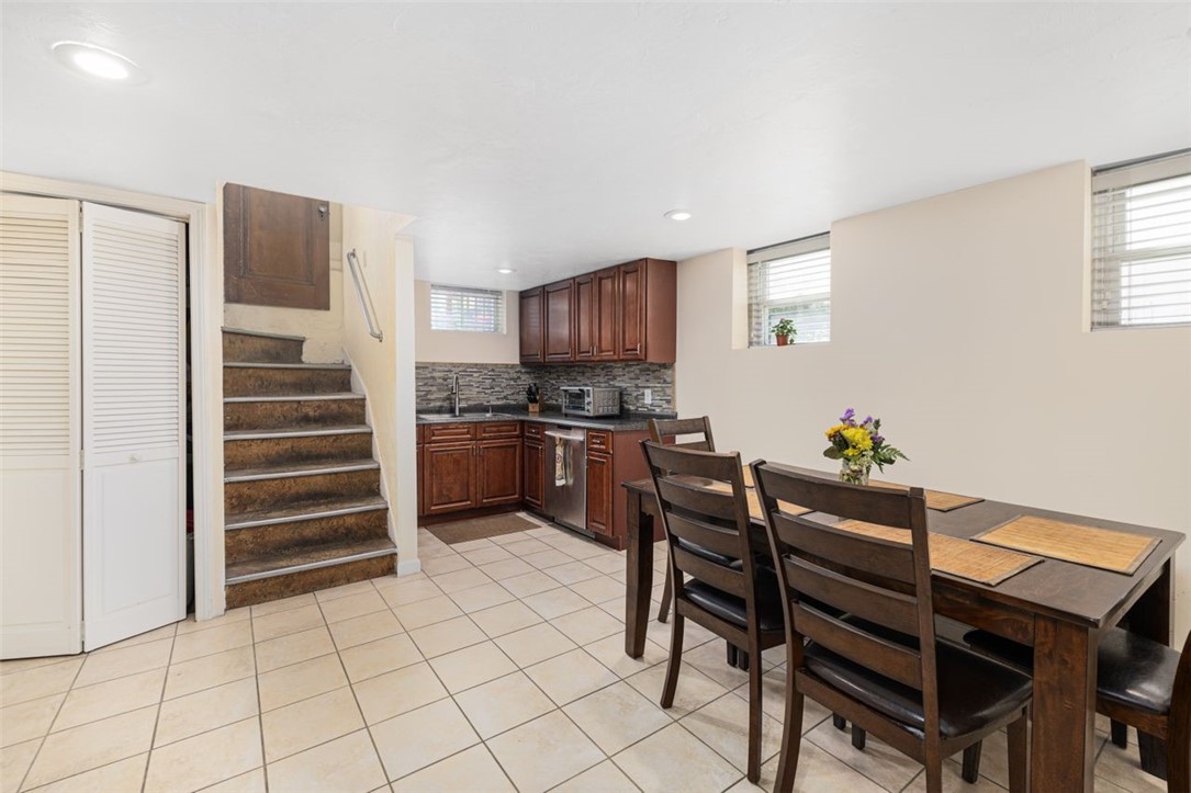 105 Overland Avenue
