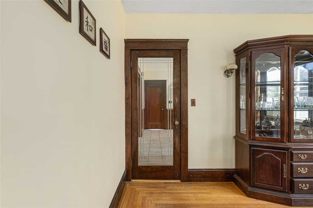 105 Overland Avenue