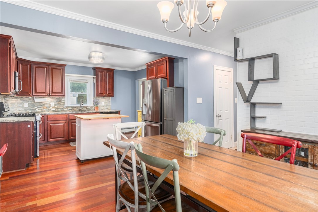 4 Linwood Street