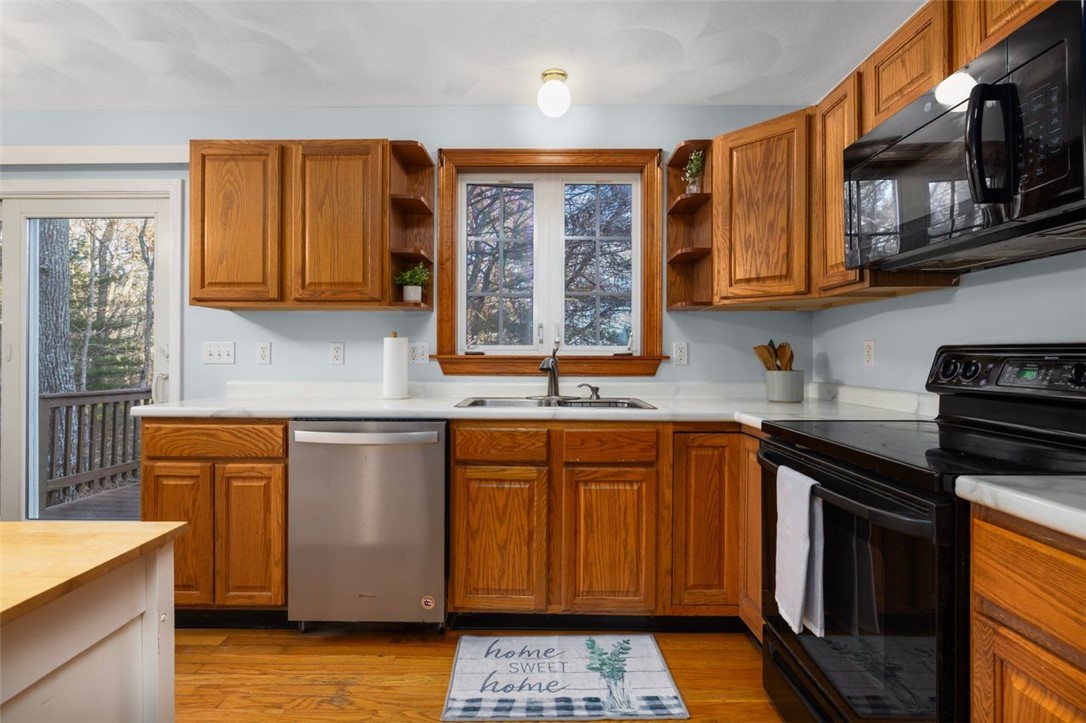 13 Foster Farm Drive