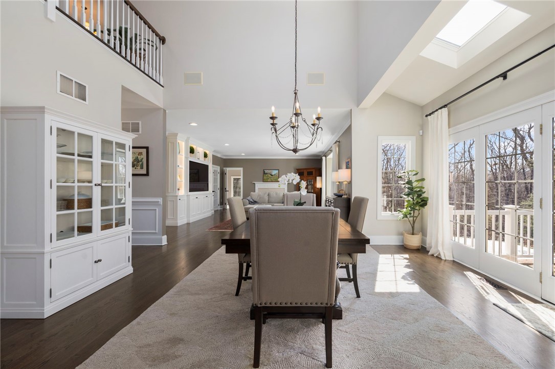 25 Hoyer Court