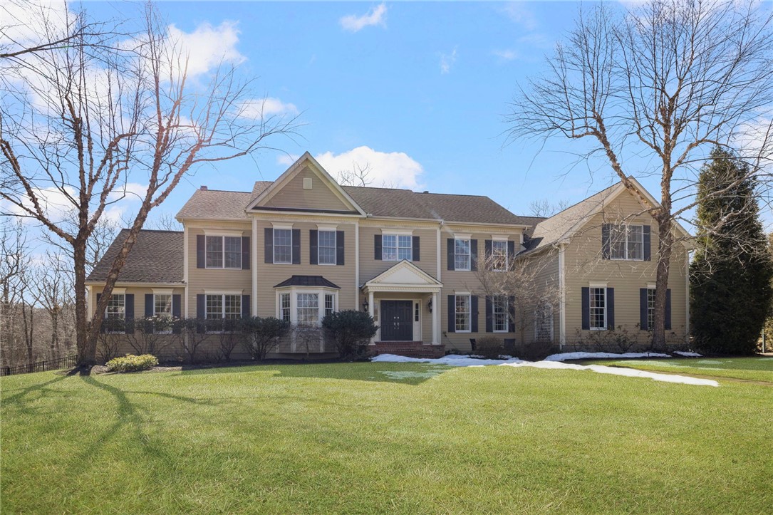 25 Hoyer Court