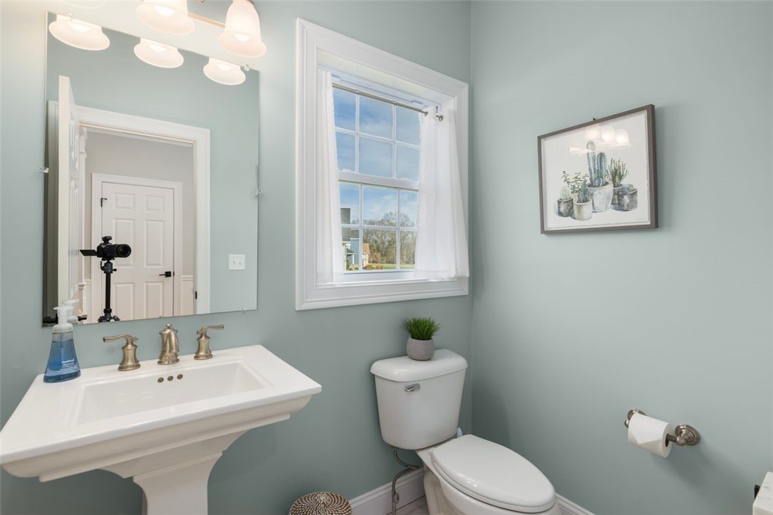 10 Jessica Lee Court