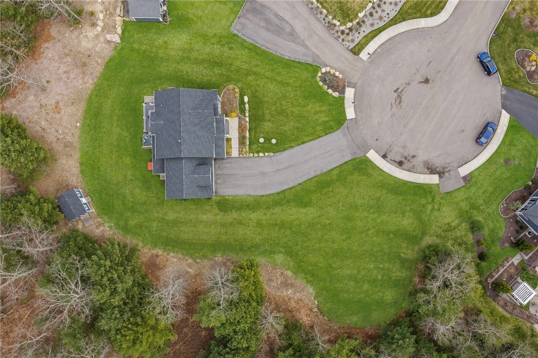 10 Jessica Lee Court