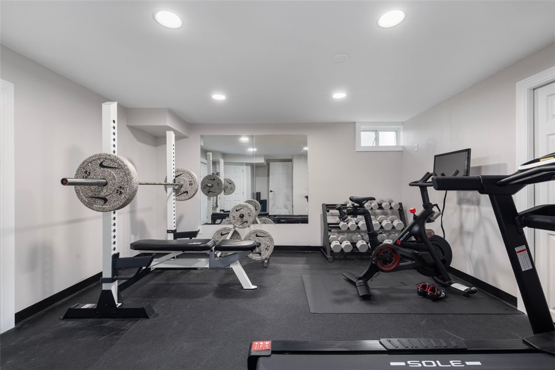 10 Jessica Lee Court