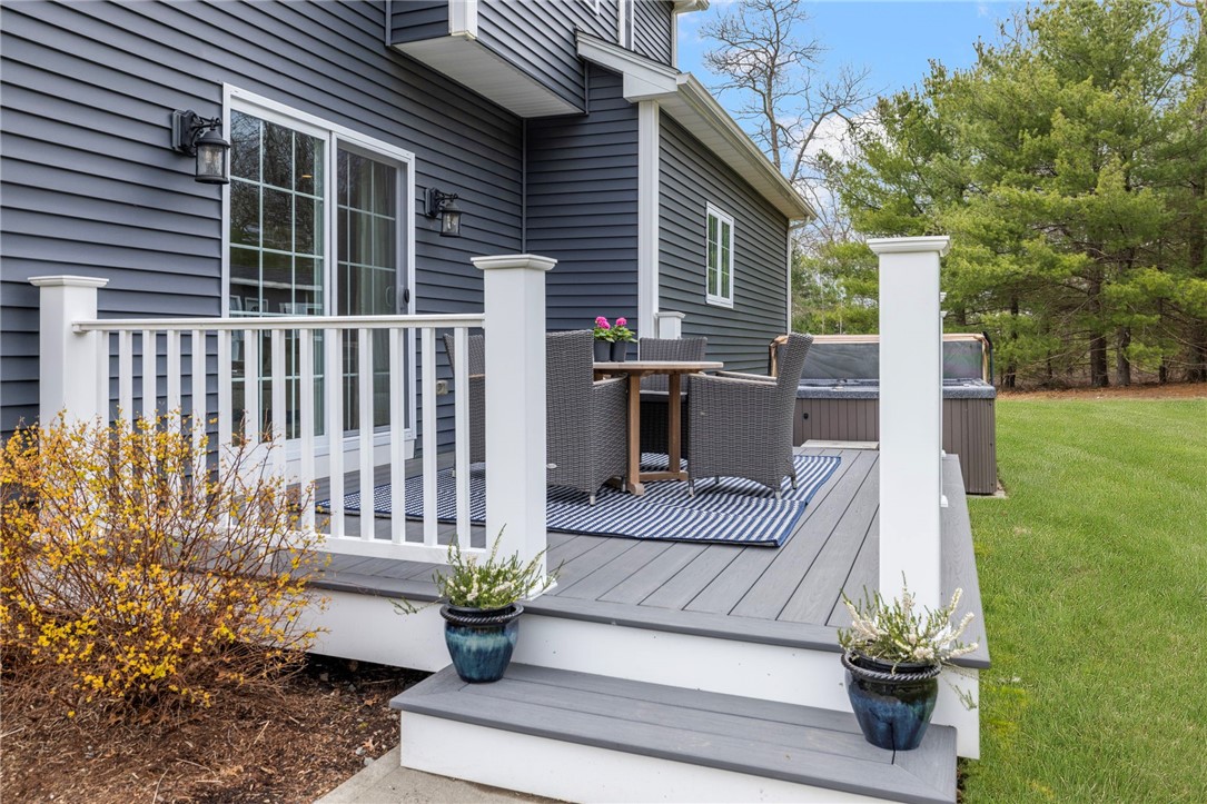 10 Jessica Lee Court