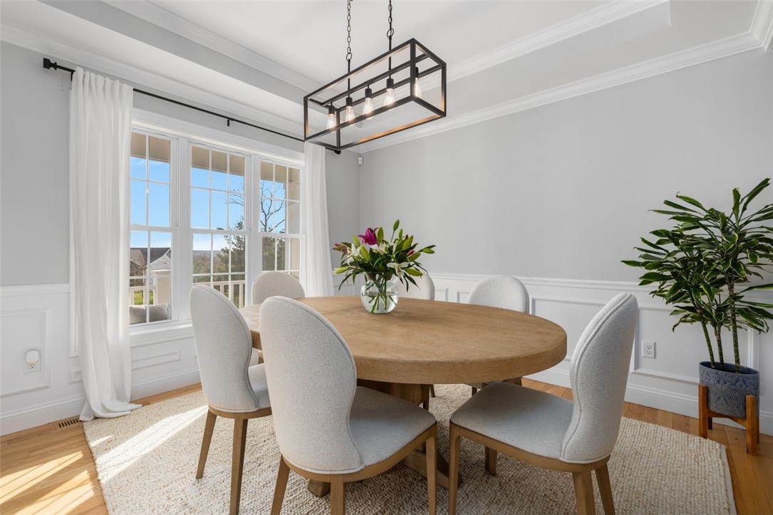 10 Jessica Lee Court