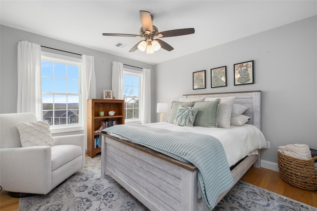 10 Jessica Lee Court