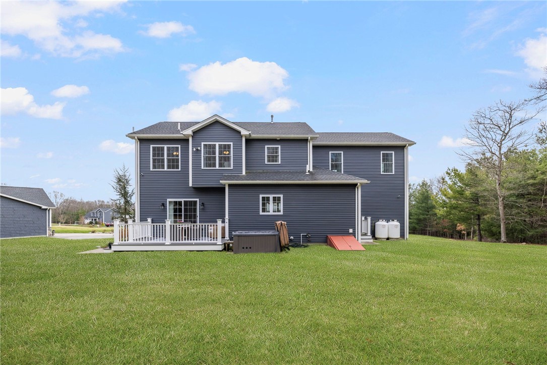 10 Jessica Lee Court