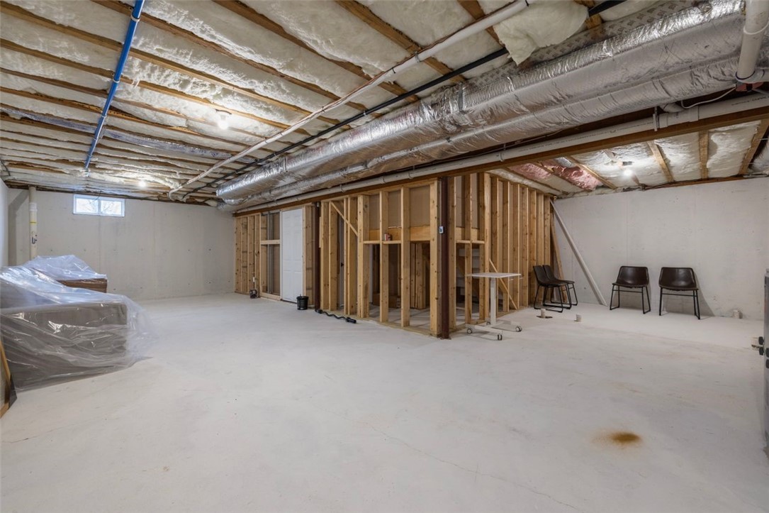 10 Jessica Lee Court