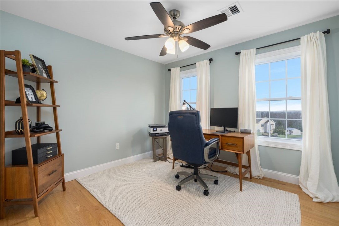 10 Jessica Lee Court