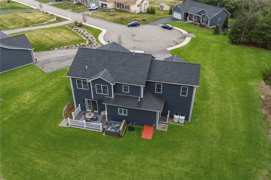 10 Jessica Lee Court