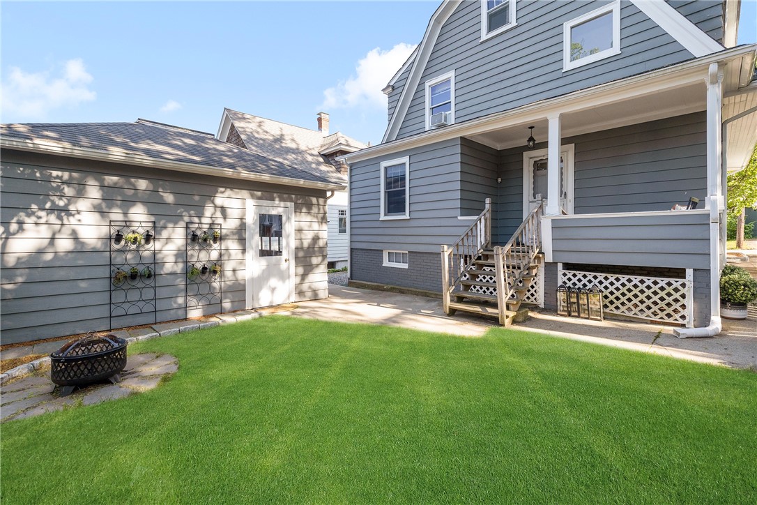 23 Lawn Avenue