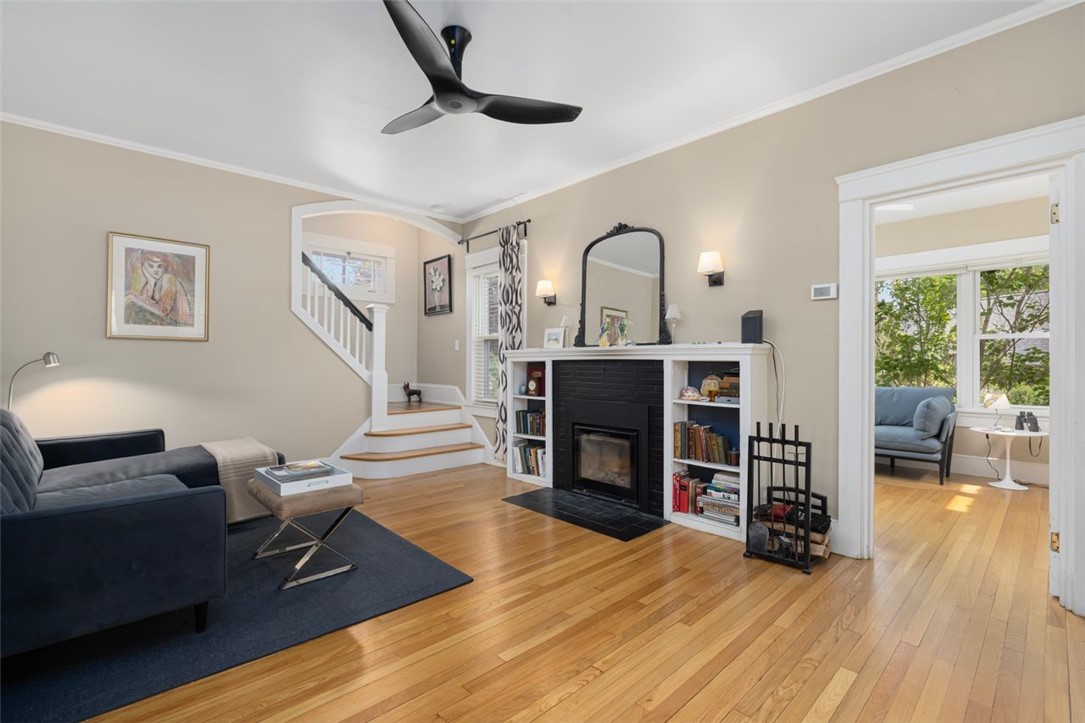 11 Glenwood Avenue