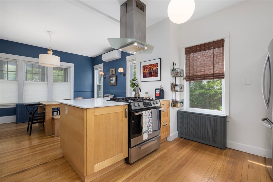 11 Glenwood Avenue