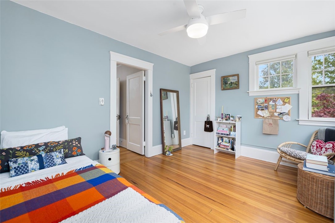 11 Glenwood Avenue