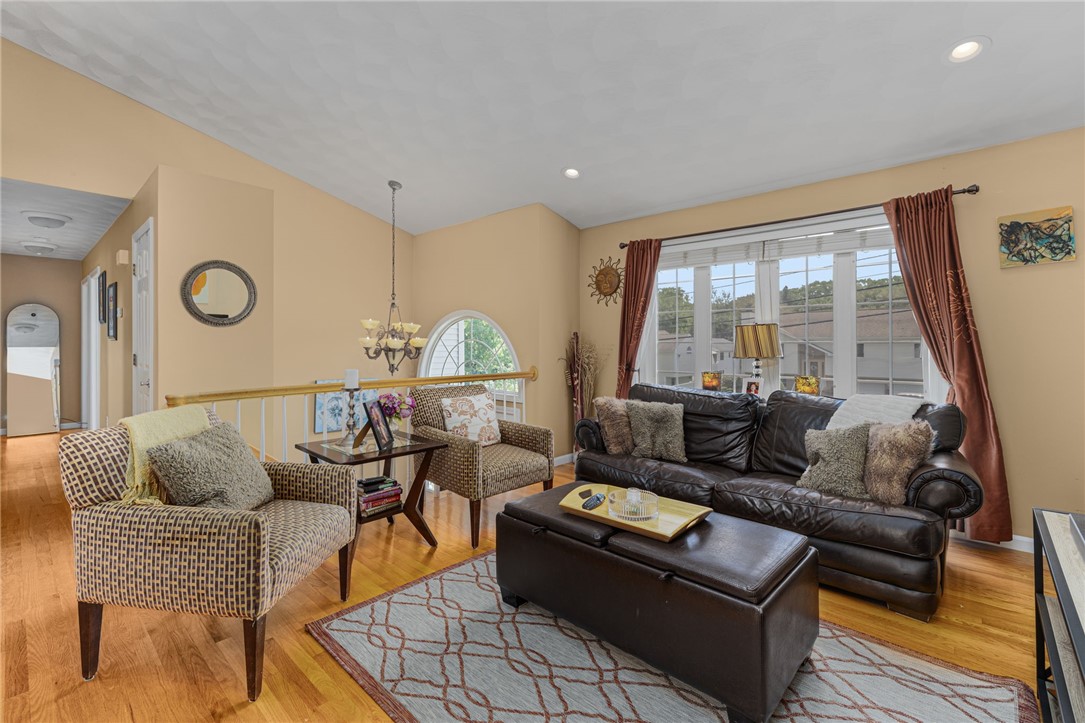 111 South Comstock Parkway
