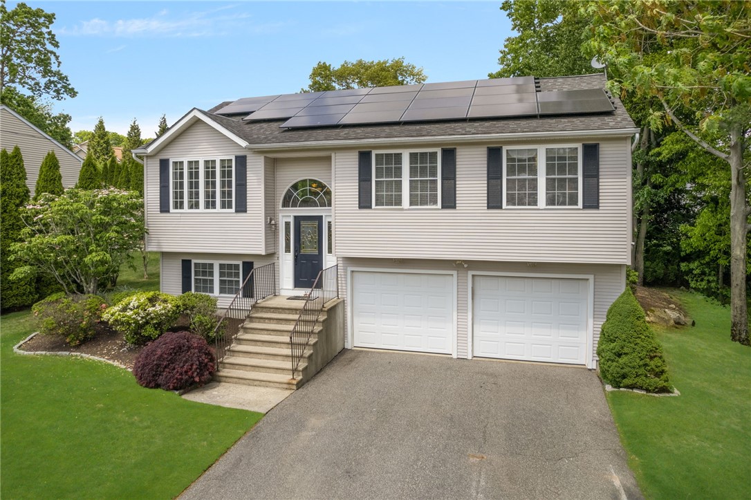 111 South Comstock Parkway