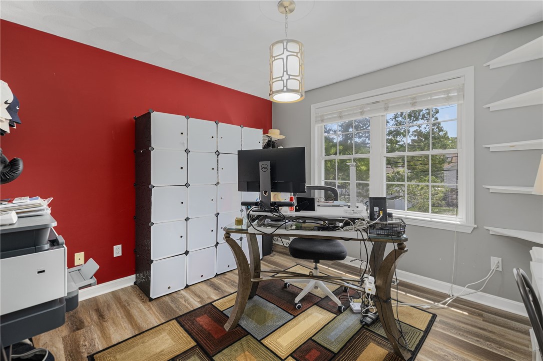 111 South Comstock Parkway