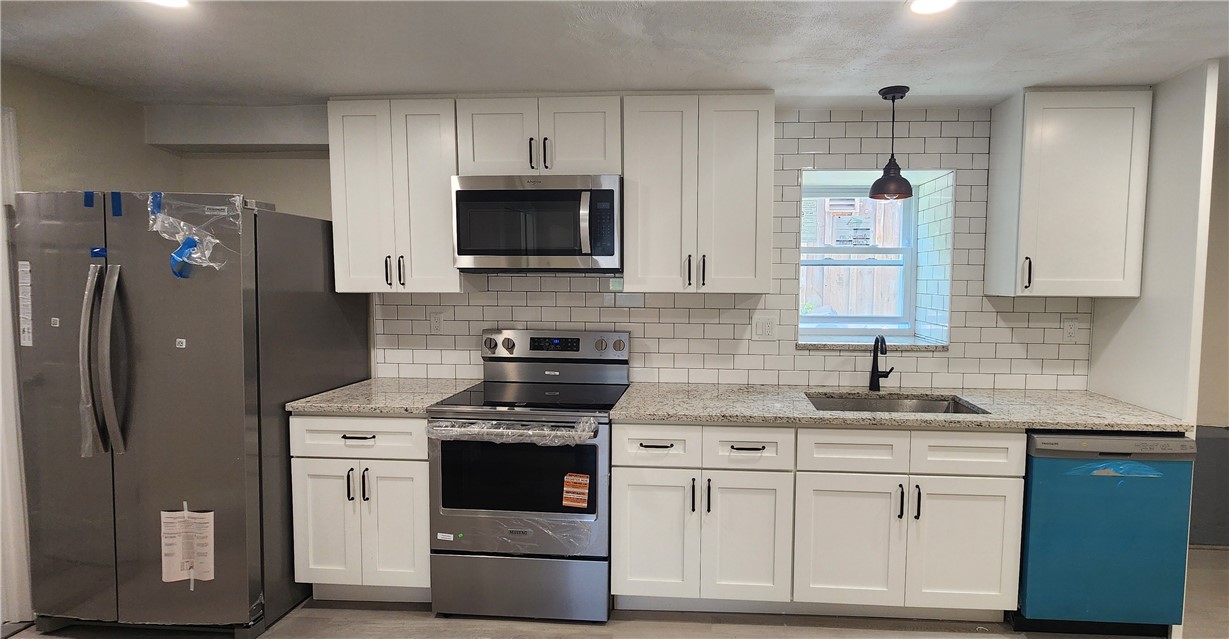 16 Sherman Avenue 1