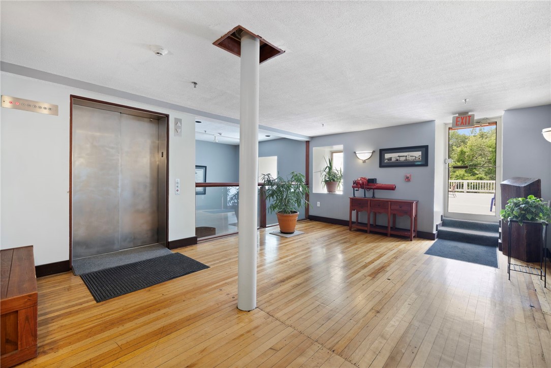 494 Woonasquatucket Avenue 206