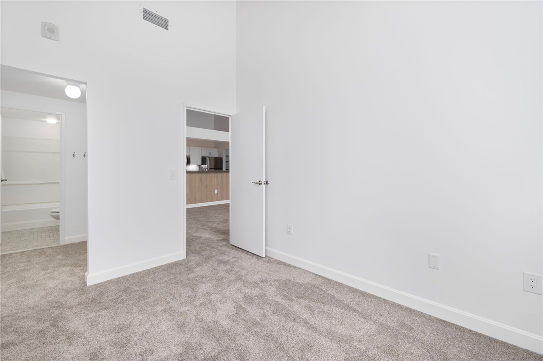 494 Woonasquatucket Avenue 206