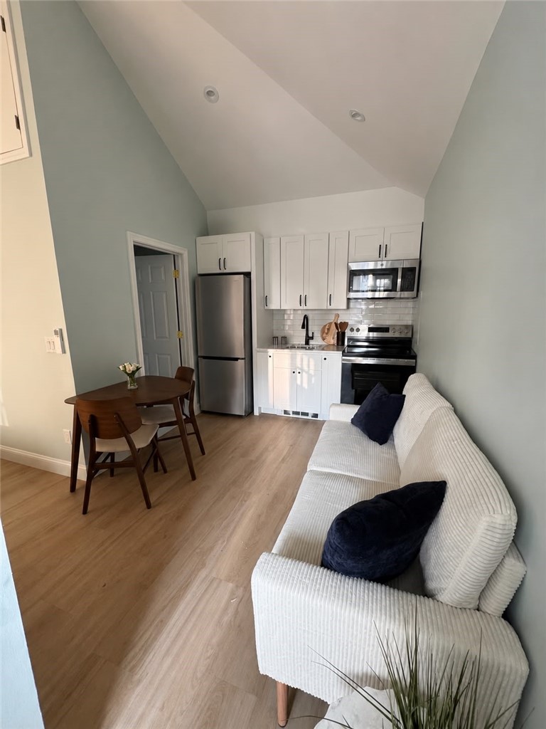 58 Seventh Street 4