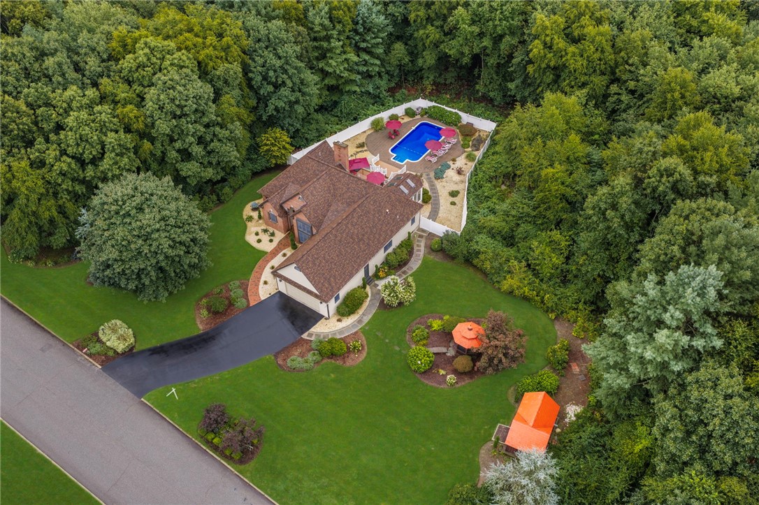 42 Deer Run Drive