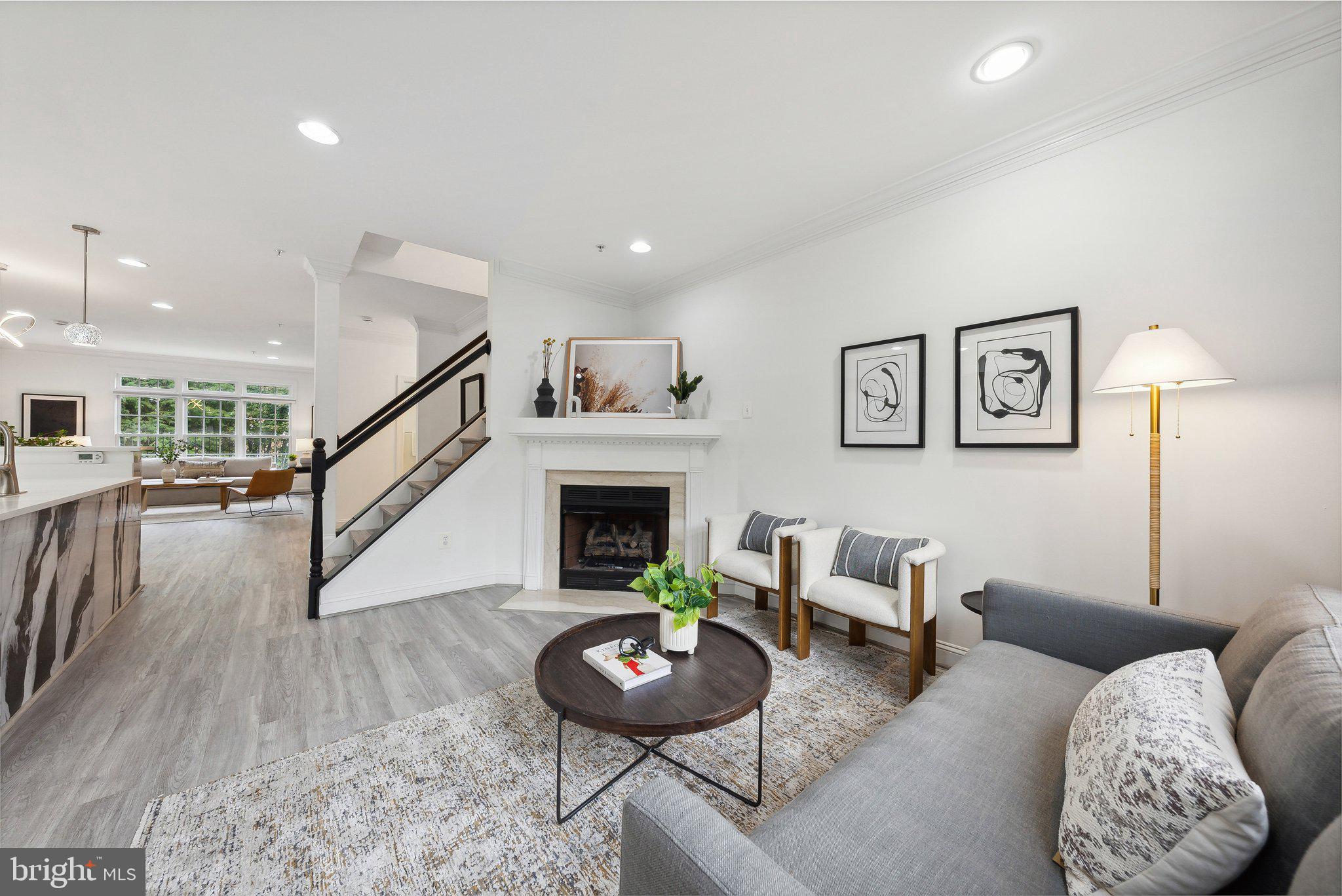 12007 Montrose Park Pl