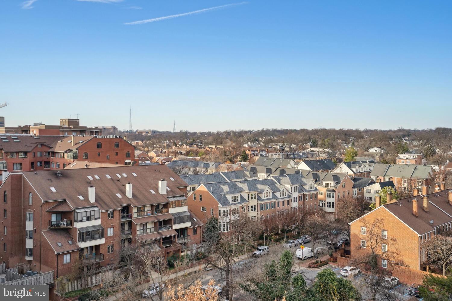 1000 N Randolph St #904