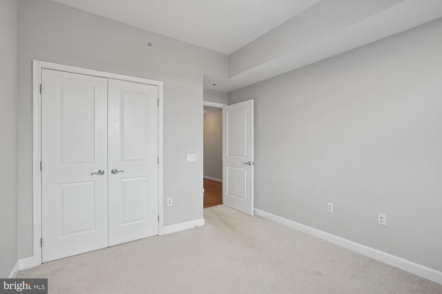 1000 N Randolph St #904