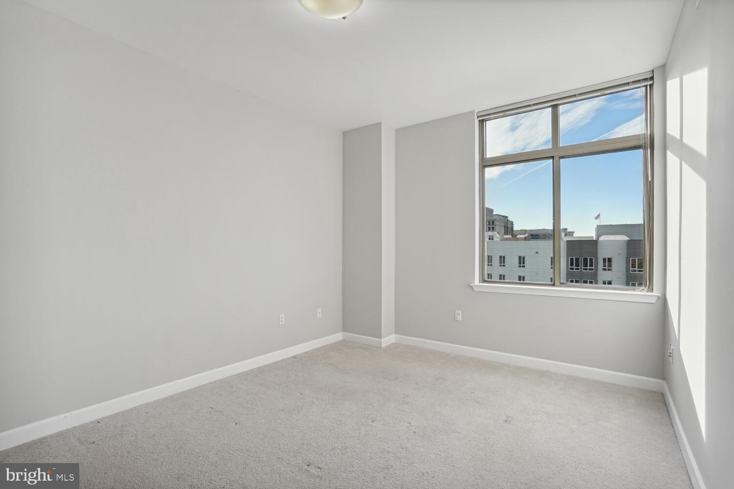 1000 N Randolph St #904