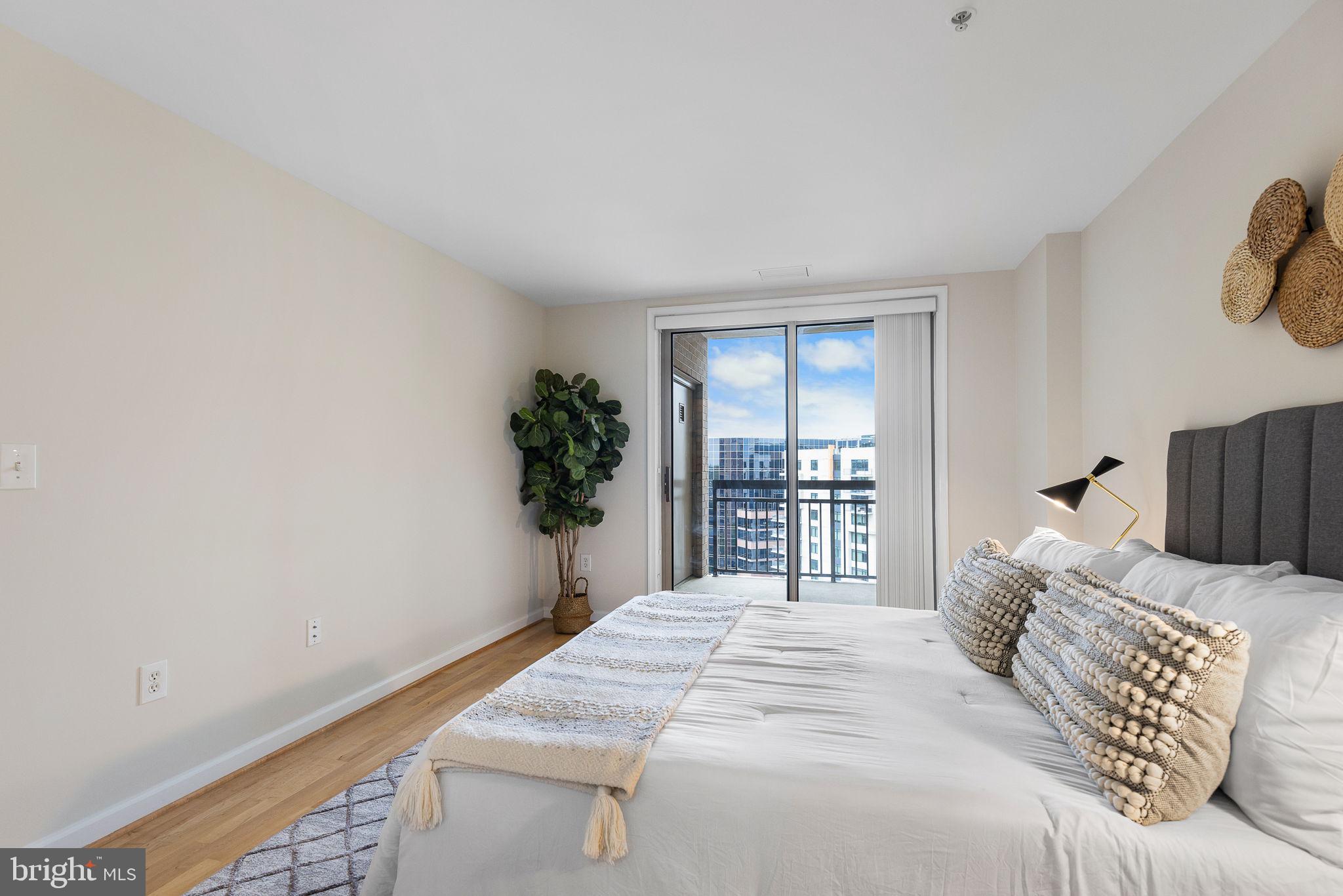 901 N Monroe St #1208