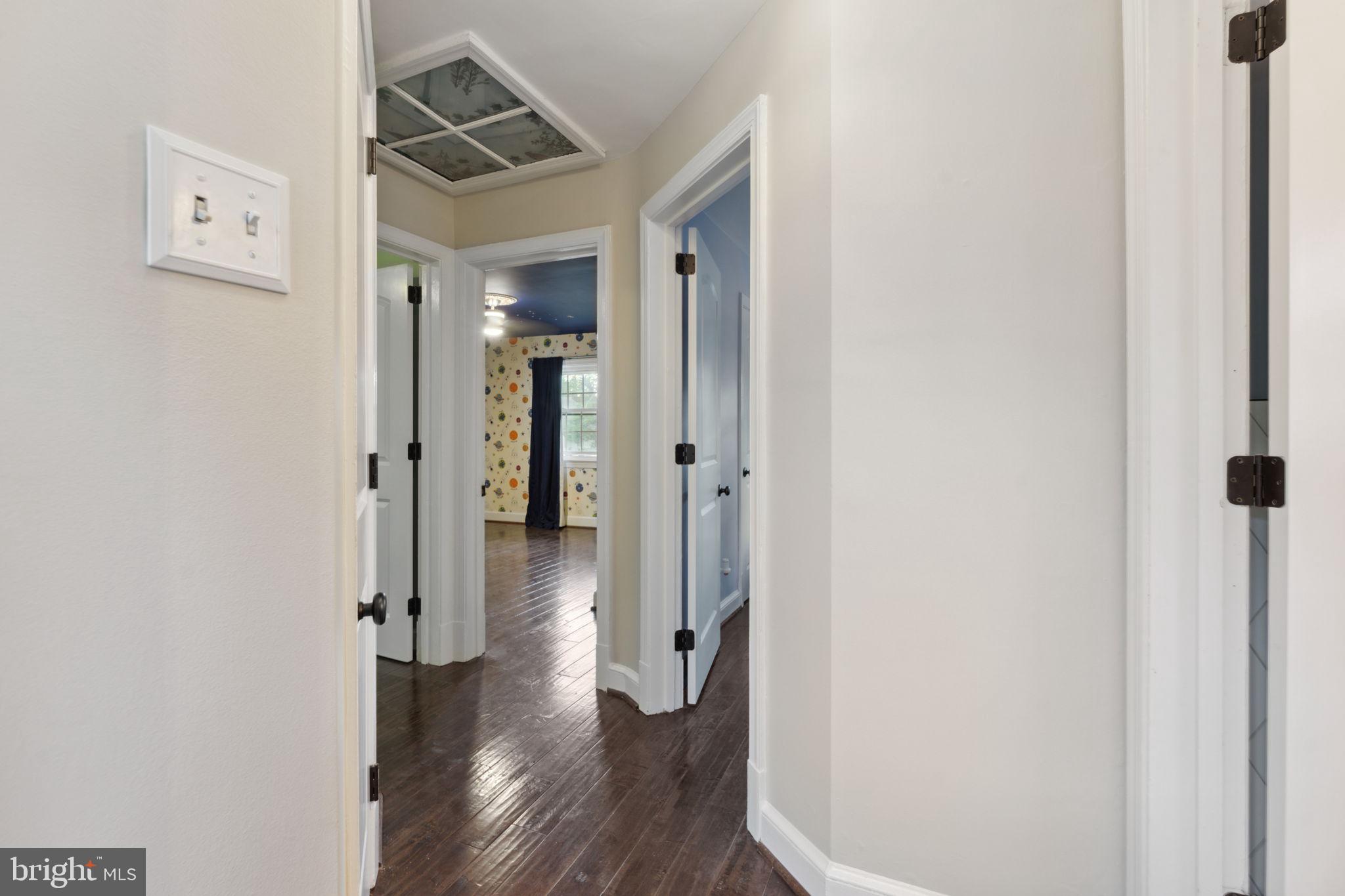 2401 N George Mason Dr