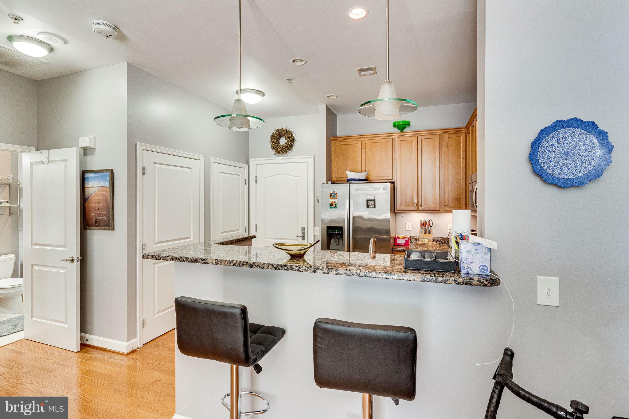 1000 N Randolph St #105