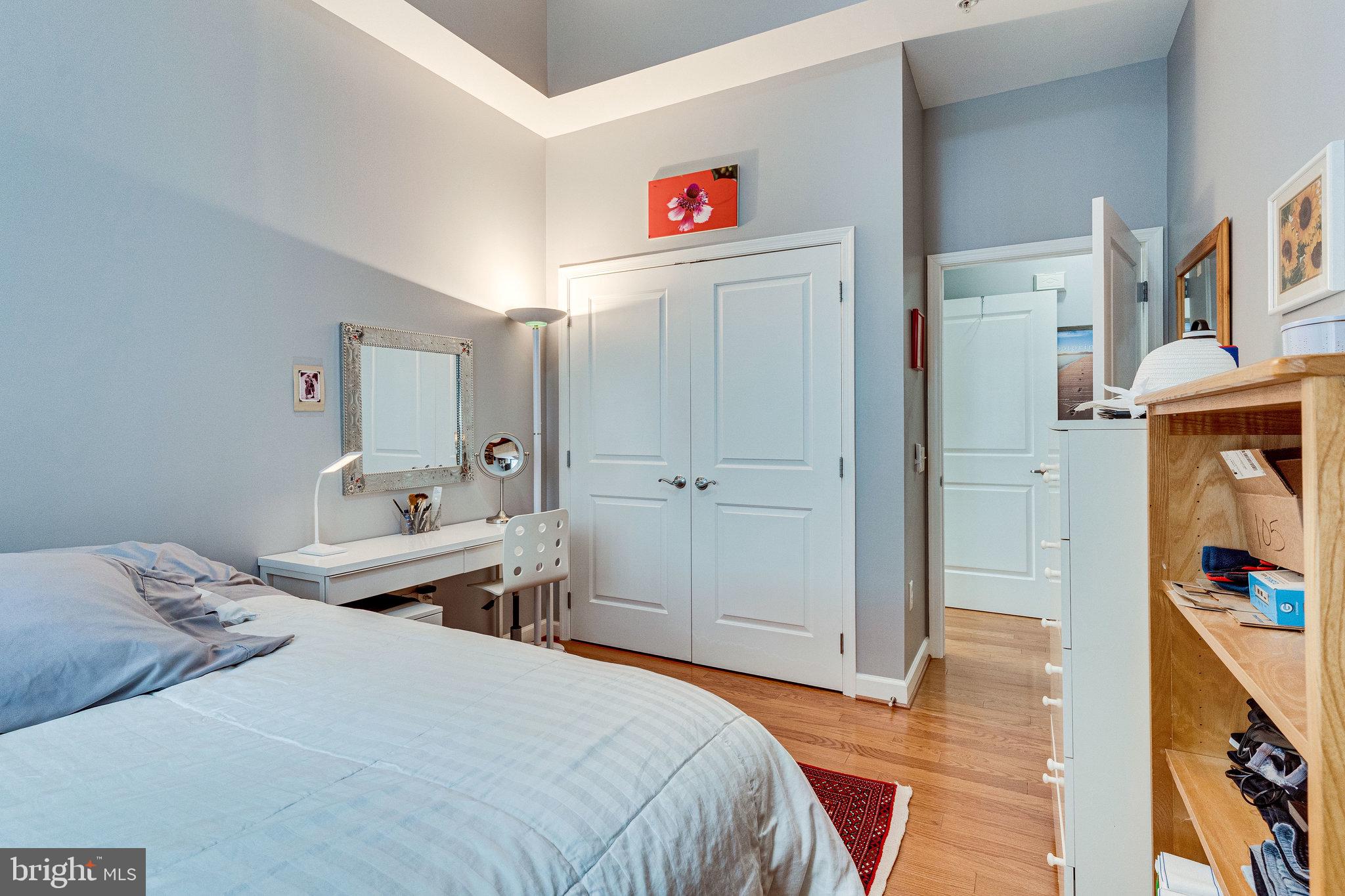 1000 N Randolph St #105