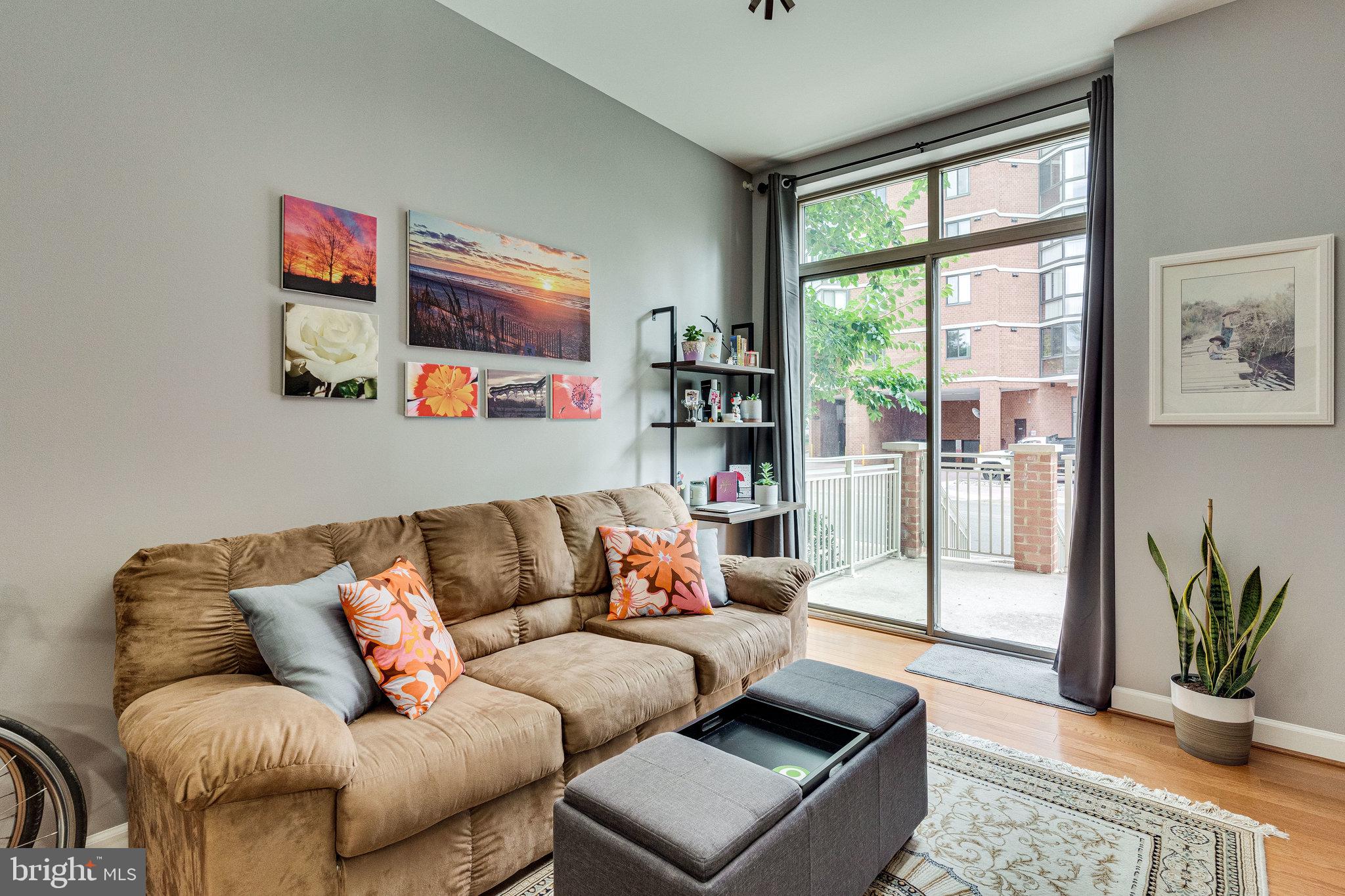 1000 N Randolph St #105