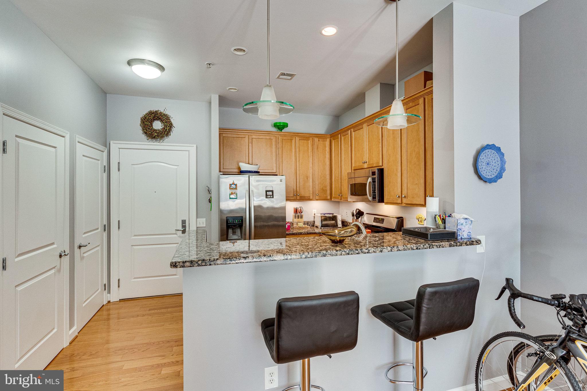 1000 N Randolph St #105