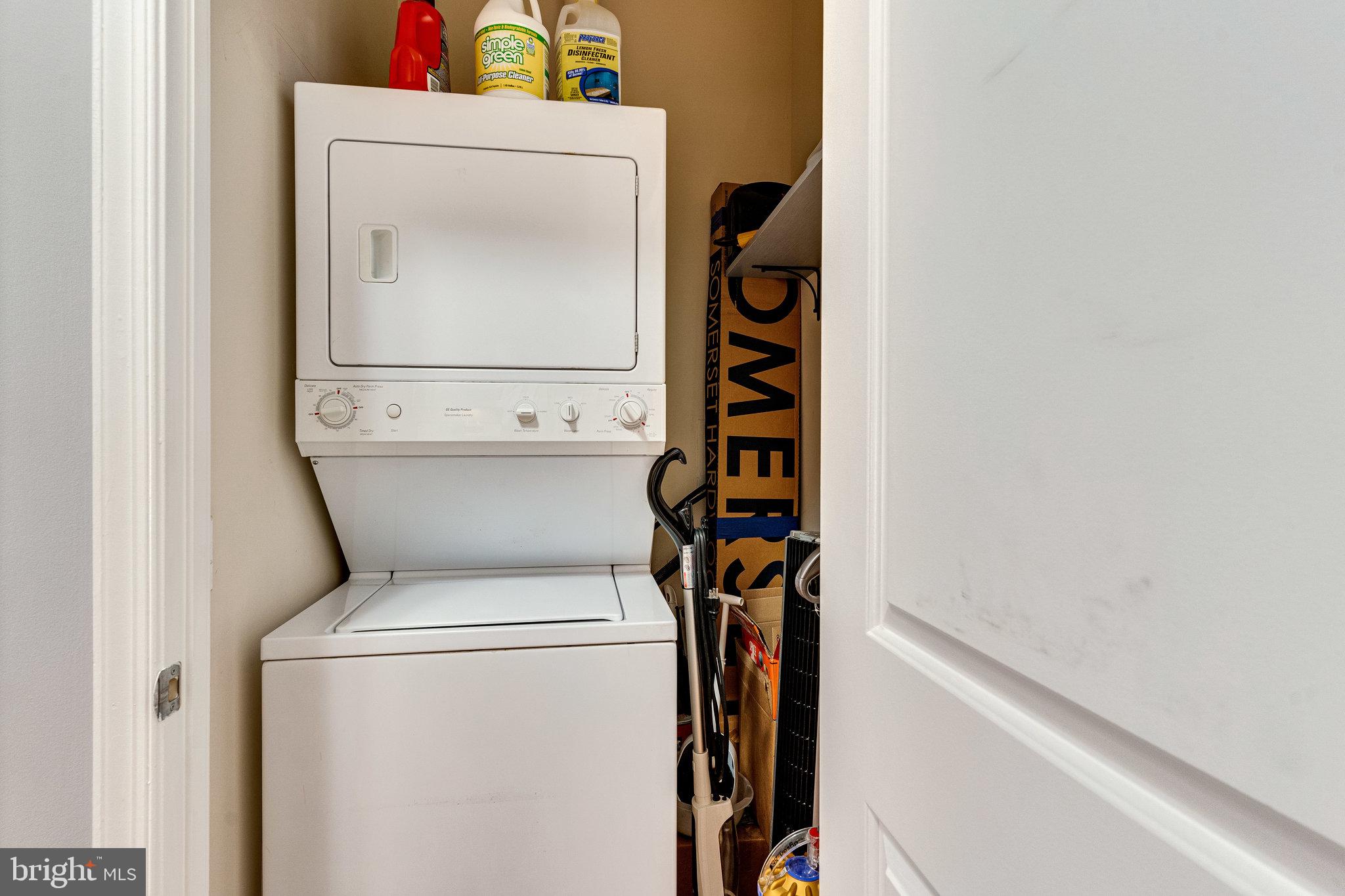 1000 N Randolph St #105