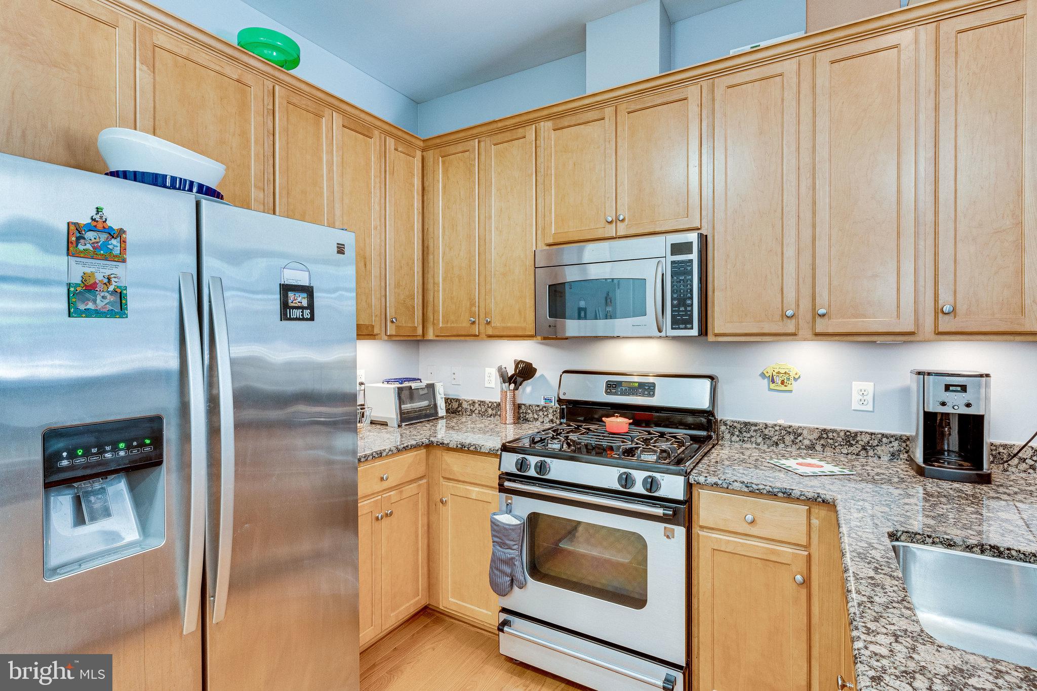 1000 N Randolph St #105